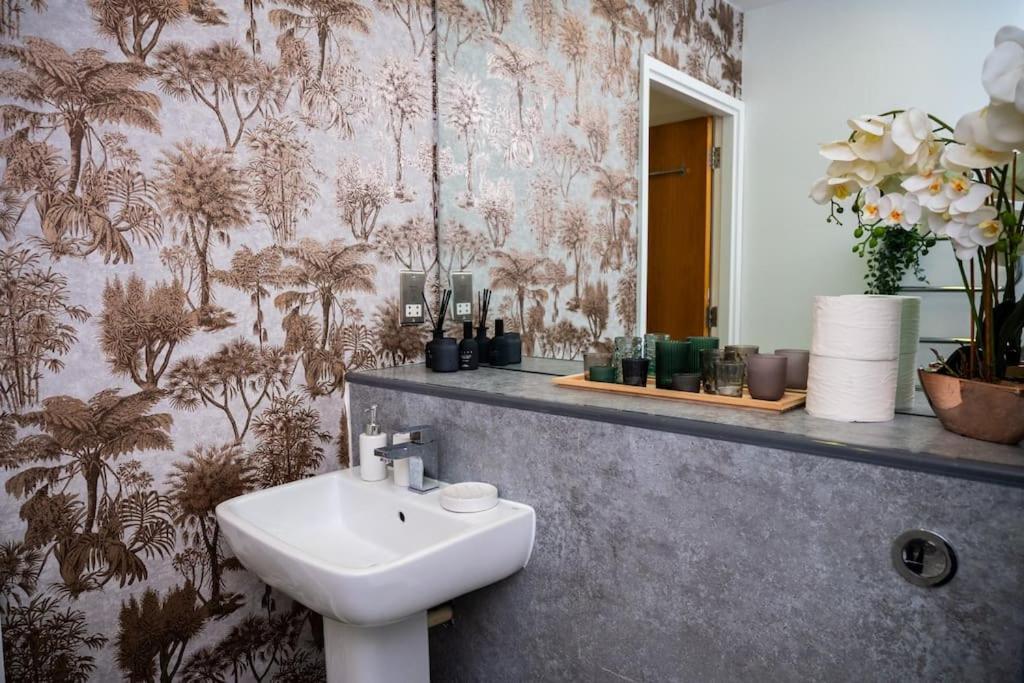 2 Bed Apt In Leeds City Centre Zewnętrze zdjęcie